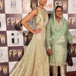 Sarish Khan with Mukhtaran Mai