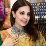 Shilpa Tulaskar Height, Weight, Age, Husband, Family, Biography & more
