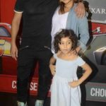 Kiran Janjani with his wife and daughter