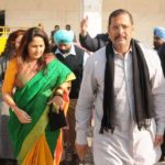 Nana Patekar With His Wife