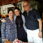 Sai Lokur with her parents