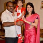Radhika Kumaraswamy with her second husband HD Kumaraswamy and daughter Shamika