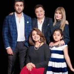 Riddhima Kapoor with her parents, brother Ranbir Kapoor, and daughter Samara Sahni