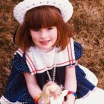 Anne Hathaway childhood image