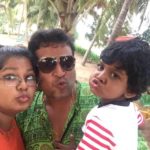 John Vijay With His Wife And Son