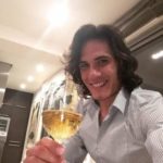 Edinson Cavani drinking