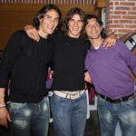 Edinson Cavani with his brothers