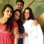 Goldie Behl With His Sisters