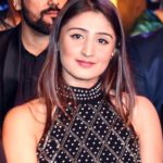 Dhvani Bhanushali Height, Age, Boyfriend, Family, Biography & More