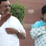 M.K Alagiri with his sister Kanimozhi