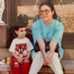 Niharika Bhattacharya childhood pic with her Mother