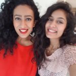 Roshni Devlukia with her Sister