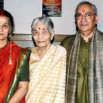 Suhasini Mulay with her mother Vijaya Mulay and husband Atul Gurtu