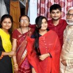 Deepak Thakur with his parents and sisters