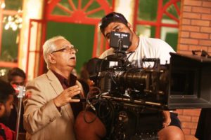 Ramesh Sippy during Shimla Mirchi Shooting