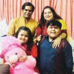 Aarna Bhadoriya with her parents and brother Abhay Bhadoriya