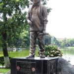 Bhupen Hazarika 's Statue