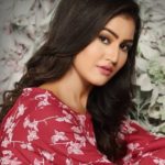 Khushi Chaudhary Height, Age, Family, Boyfriend, Biography & More