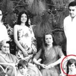 Priyanka Gandhi in red circle with her family members