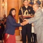 Arunima Sinha Getting Tenzing Norgay Award By Pranab Mukherji