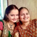 Giaa Manek With Her Mother