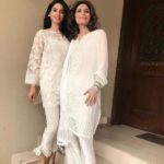 Zainab Abbas With Her Mother