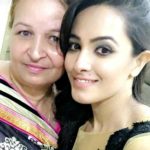 Anita Hassanandani with her mother