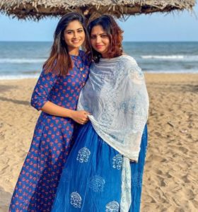Shivani Narayanan with her mother