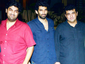 Siddharth Roy Kapur with his brothers
