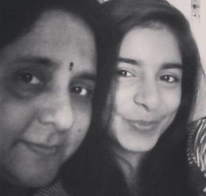 Siddhi Mahajankatti with her mother