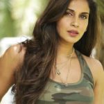 Samyuktha Karthik (Bigg Boss Tamil 4) Height, Age, Husband, Children, Family, Biography & More