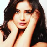 Khushboo Atre Height, Age, Boyfriend, Family, Biography & More