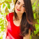 Yumna Zaidi Height, Age, Boyfriend, Family, Biography & More