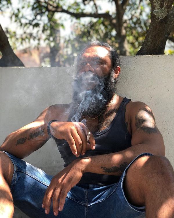 Avinash's smoking image