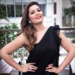 Chaitra Hallikeri Height, Age, Boyfriend, Husband, Family, Biography & More