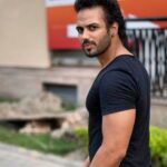 Dipak Tewari Height, Age, Family, Biography & More