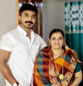 Mohammed Azeem with his mother