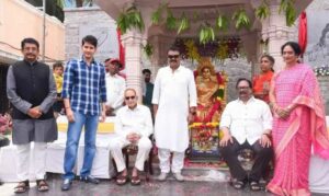 Krishna (third from the left), along with his family members, on the inauguration ceremony of his late wife Vijaya Nirmala's bronze statue at his residence in Hyderabad