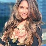 Antasheela Ghosh, Height, Age, Boyfriend, Family, Biography, & More