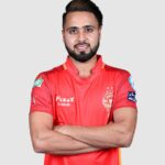 Faheem Ashraf (Cricketer) Height, Age, Girlfriend, Wife, Family, Biography & More