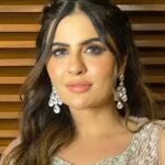 Deepti Sadhwani Height, Age, Boyfriend, Husband, Family, Biography