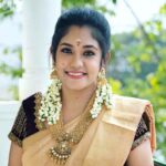 Sruthi Shanmuga Priya Height, Age, Husband, Family, Biography & More
