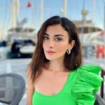 Özge Yağız Height, Age, Boyfriend, Family, Biography & More